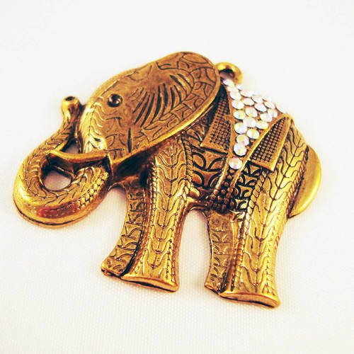 Grande breloque pendentif éléphant chanceux avec strass doré antique 