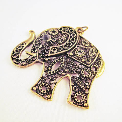 Grande breloque éléphant chanceux, bronze, 57mm x 57mm. 