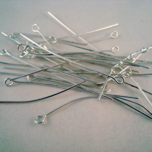 Lot de 30 clous tiges à oeil de 5cm de couleur argent brillant 
