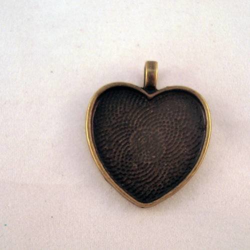 Support de cabochon en forme de coeur bronze 