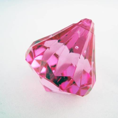 Pendentif breloque cône à facette fuchsia 36mm 