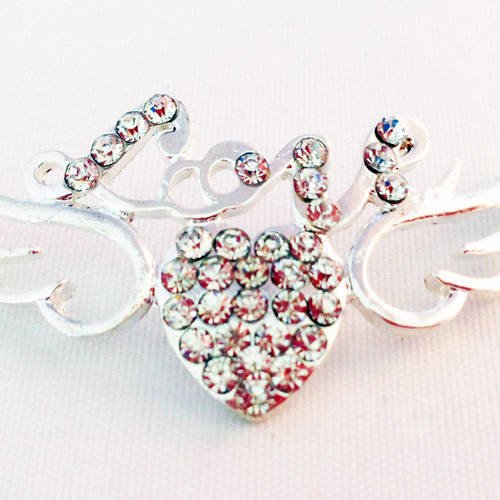 Grand connecteur ailes, coeur, love et strass 