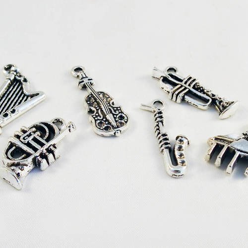 Alb1 - 6 breloques pendentifs harpe cor violon saxophone trombone piano musique instrument orchestre argent 