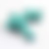 Alc3 - 1 grand pendentif breloque perle howlite turquoise en forme de croix 