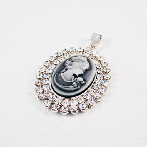 Ald10a - pendentif breloque caméo cabochon portrait femme vintage gris noir blanc collier contour en cristal strass 
