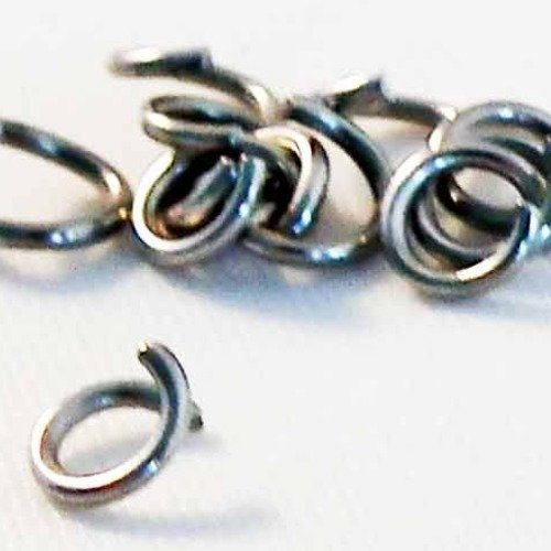 B6p - 20 larges solides anneaux de 4mm acier stainless steel 1mm d'épaisseur