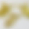 B10d - 3 fines breloques connecteurs en filigrane motif lapin playboy sexy de 20x10mm de couleur doré