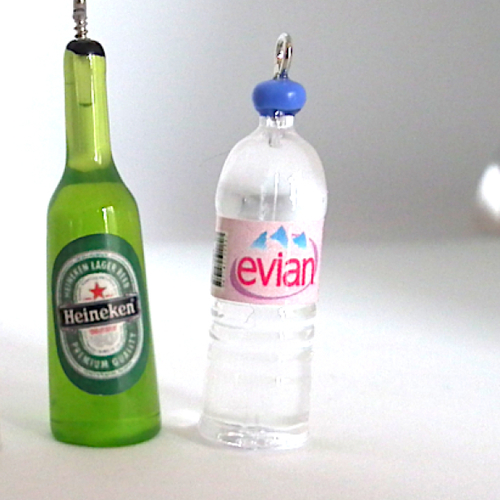 A0820e- bouteille eau style évian evian verre et résine