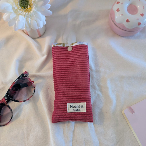 Pochette à lunettes artisanale en velours framboise- étui souple en velours- protection lunettes fait main