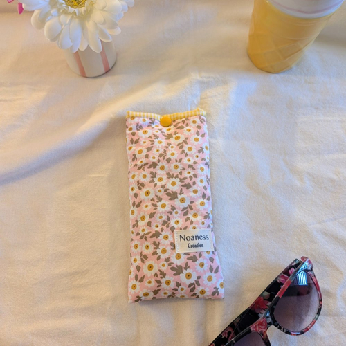 Pochette à lunettes artisanale en coton rose - étui souple motif marguerite- protection lunettes fait main