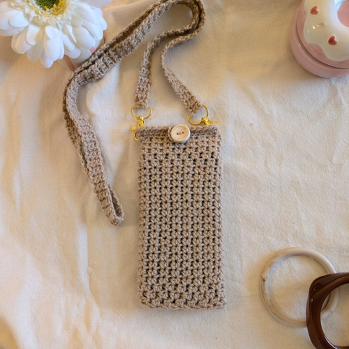 Pochette téléphone au crochet beige- housse smartphone avec bandoulière- sac téléphone fait main.