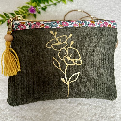 Pochette en velours côtelé vert olive et tissu liberty- trousse à maquillage fleurie avec pompon et dorure