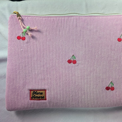 Pochette tablette/ ipad en velours côtelé lilas et cerises