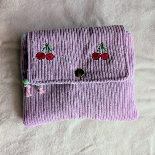 Porte-monnaie double compartiment en velours lilas et cerises