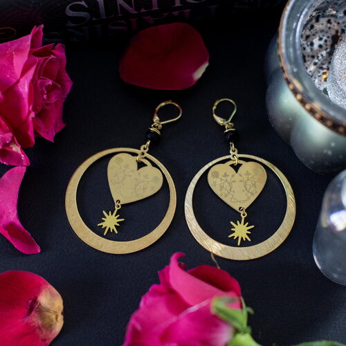 Boucles d'oreilles créoles coeur gravé et étoile cœur enchanté en laiton
