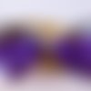 Gros noeud papillon en tissu satin gris clair et organza violet pour les cheveux sur différents supports