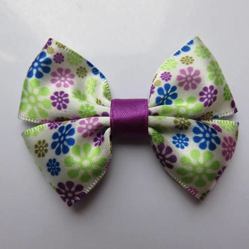 Barrette métal 5 cm avec petit noeud papillon en tissu satin imprimé fleur vert, violet, bleu 