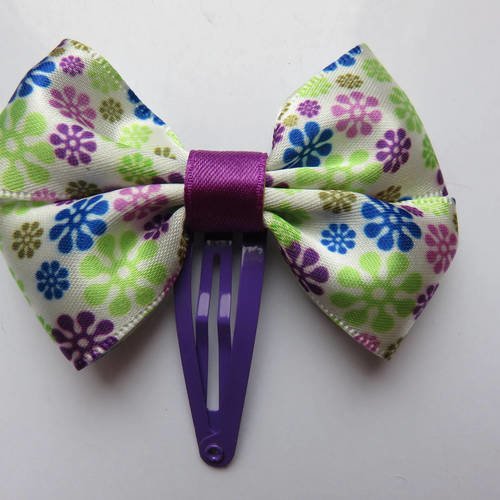 Barrette clic clac 5 cm avec noeud papillon en tissu satin imprimé fleur vert, violet, bleu 