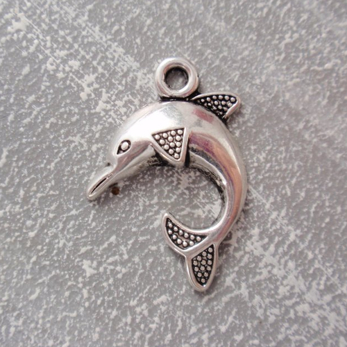 Breloque dauphin métal argenté pour pendentif bijoux