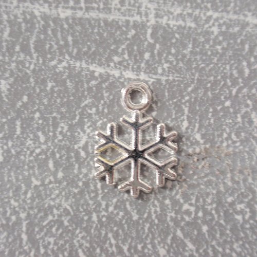 Breloque flocon de neige métal argenté pour pendentif bijoux