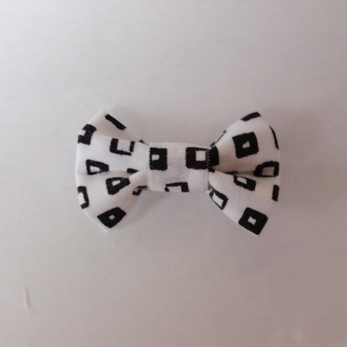 1 applique noeud papillon en tissu coton motif géométrique blanc et noir - scrapbooking