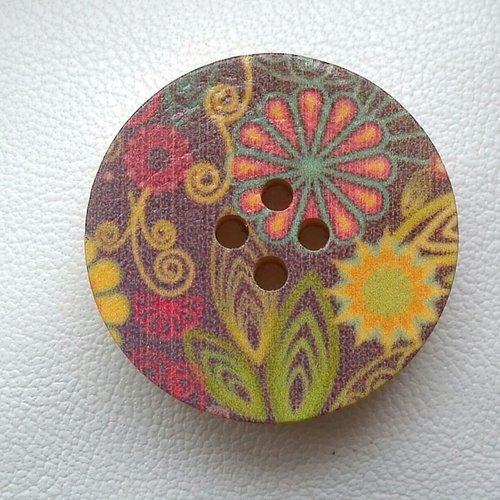 Bouton rond en bois motif fleurs sur fond marron - 30mm / 3cm - tricot, scrapbooking