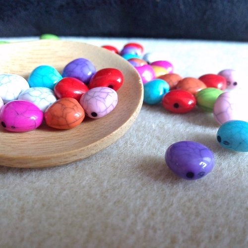 Lot 10 perles, cœurs multicolores en acrylique, aspect marbré 10x10mm