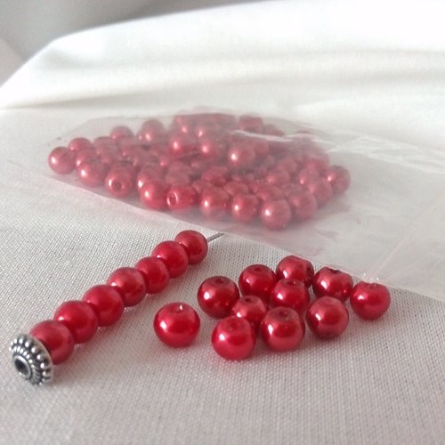 Lot 100 perles nacrées en verre rouge de 6mm
