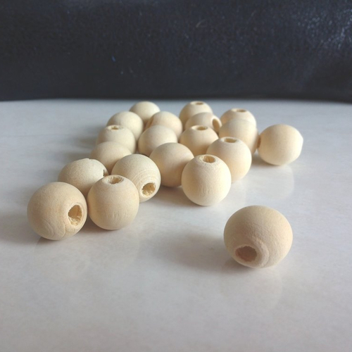 Lot 20 perles rondes en bois naturel 15mm