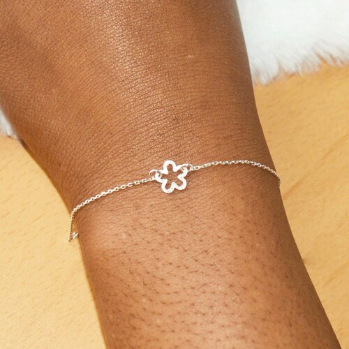 Bracelet femme / chaîne fine délicate médaille fleur  /argent massif 925 / bracelet minimaliste