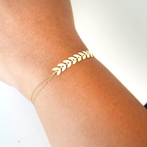 Bracelet femme minimaliste  chaine laurier et perles  doré à l’or fin