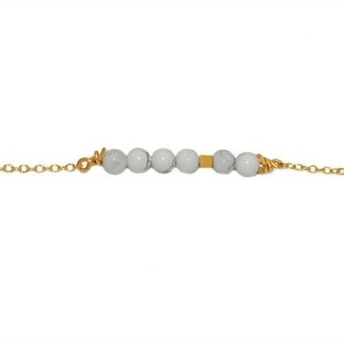 Bracelet femme doré a l or fin décoré de perles  semi-précieuse howlite et perle hématite