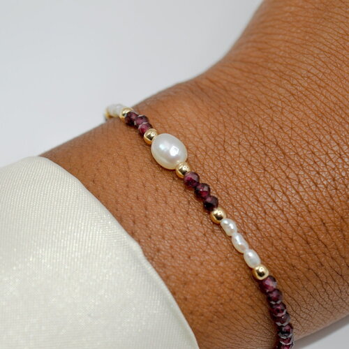 Bracelet grenat minimaliste - pierre naturelle délicate bracelet - guérison cristal yoga cadeau de noël