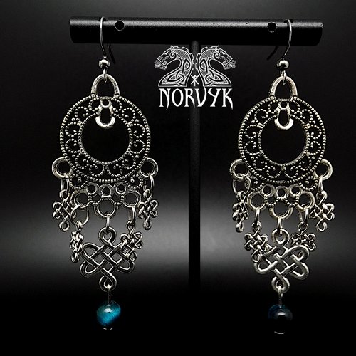 Boucles d'oreilles pendantes viking femme inspiration lagertha, perles œil de tigre bleu.