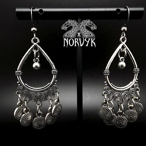 Boucles d'oreilles pendantes viking femme légère inspiration lagertha.