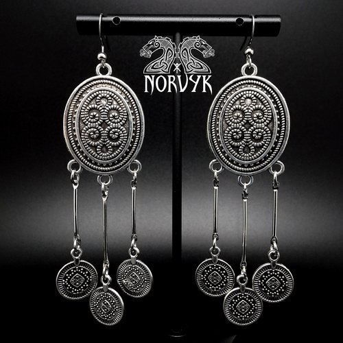 Boucles d'oreilles pendantes viking femme bouclier et pièces inspiration lagertha.