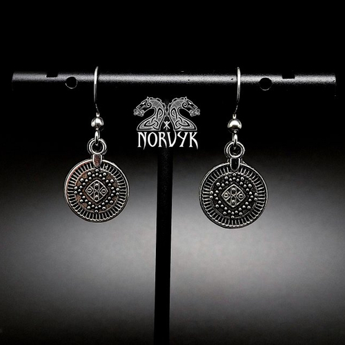 Boucles d'oreilles pendante viking femme, pièces, discrète et légère.