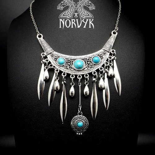 Collier viking pour femme avec pierres turquoise