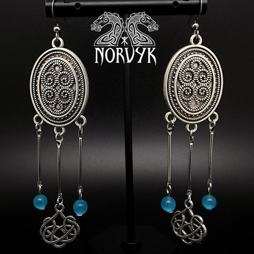 Boucles d'oreilles pendantes viking femme, perles et entrelacs