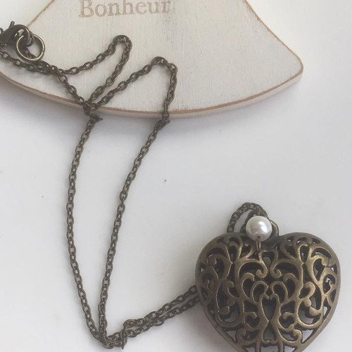 Collier chaîne bronze et pendentif coeur