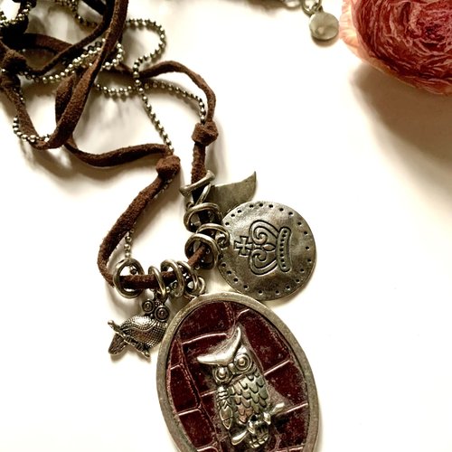Collier sautoir chaîne billes cordon marron et pendentif hibou