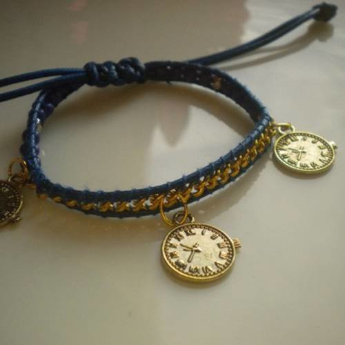 Bracelet en cordon ciré, perles et chaîne avec breloques heures 