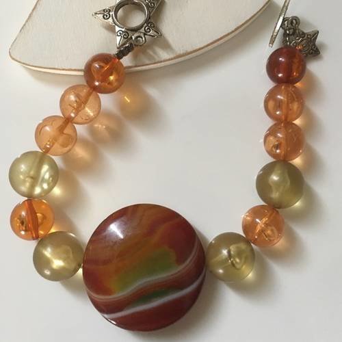 Bracelet perles rondes couleur ambre et vert pâle 