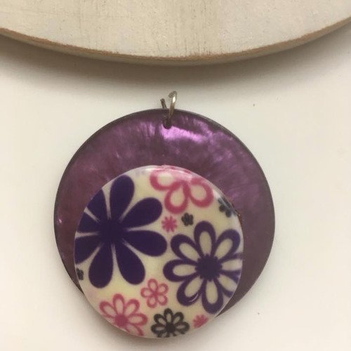 Double pendentif rond en violet uni et fleuri