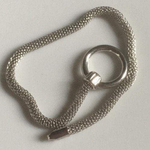 Support bracelet métal argenté serpentin et anneau