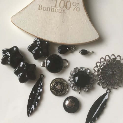 Lot de perles thème noir métal et céramique x12 