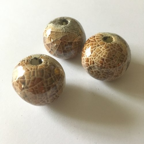 Lot de 3 perles en céramique en beige et blanc effet mosaïque