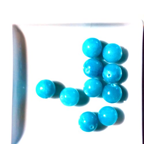 Lot 10 perles rondes en jade teintées bleues