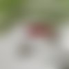 Les kits de sophie - boucles d'oreilles gouttes en verre rouge