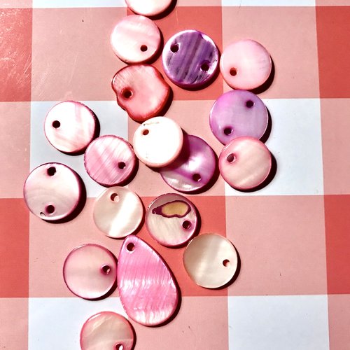 Sequins pastilles en nacre rose percées x18